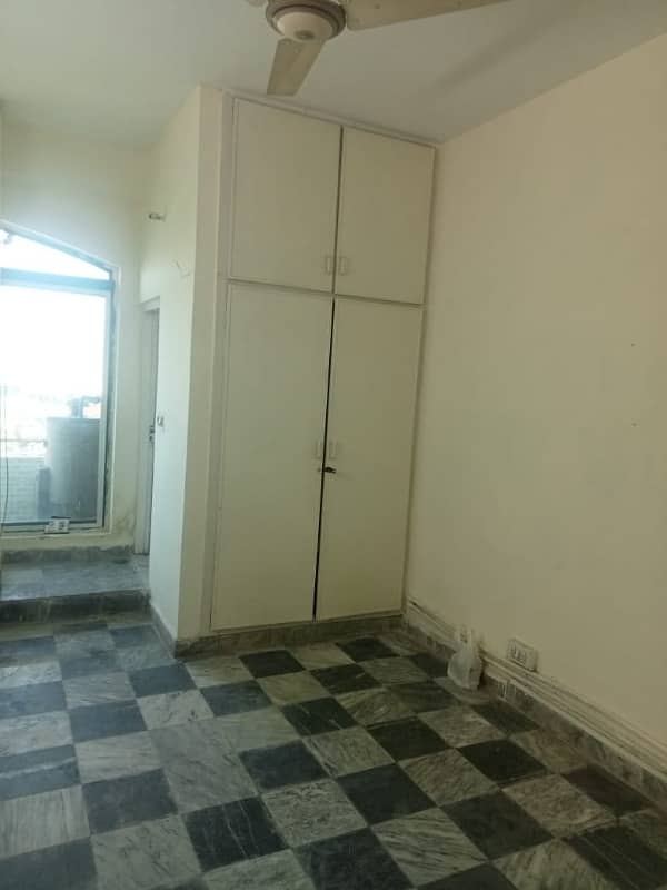 G-11 Markaz Studio Office 3rd floor Real Pics attached 2