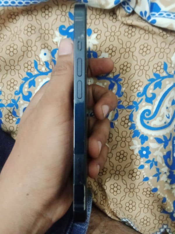 Iphone 13 128gb (non pta) 3