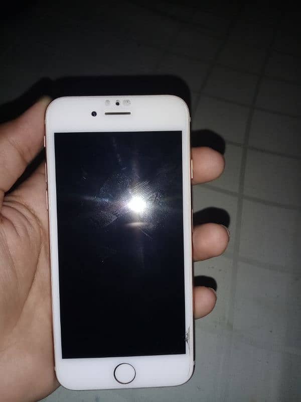 iphone 8  location Karachi mehmoodabad number 5 1