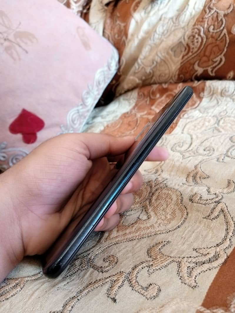 Huawei y9s with box and charger 7