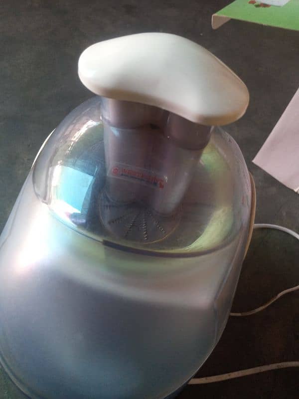 Juice extractor 6