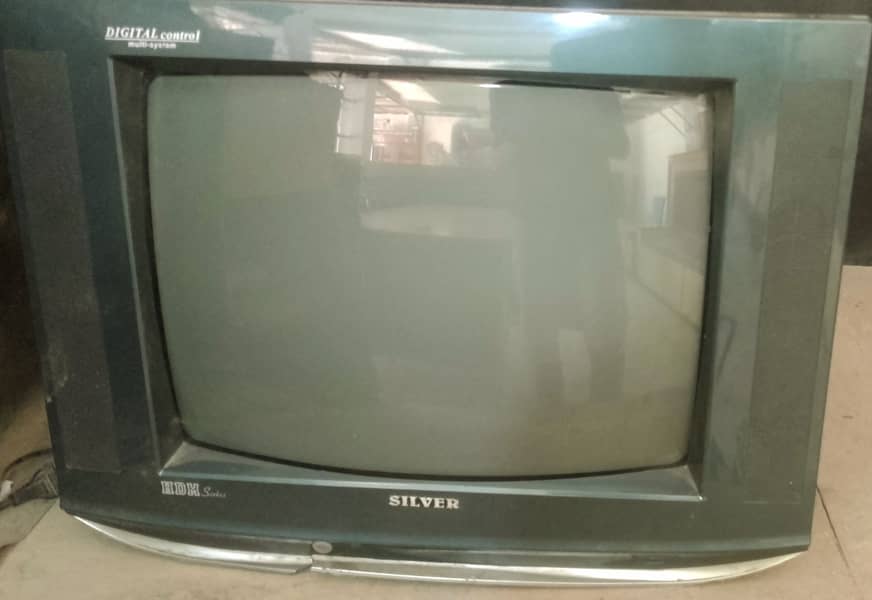 CRT moniter Colour TV 4