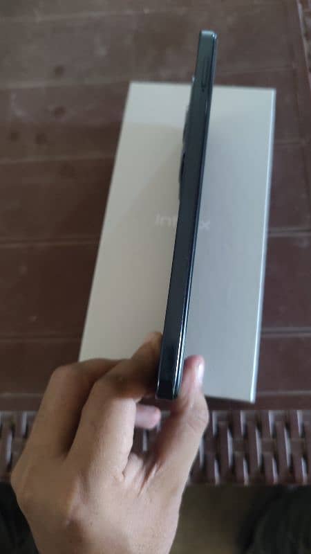 Infinix Hot 40 3