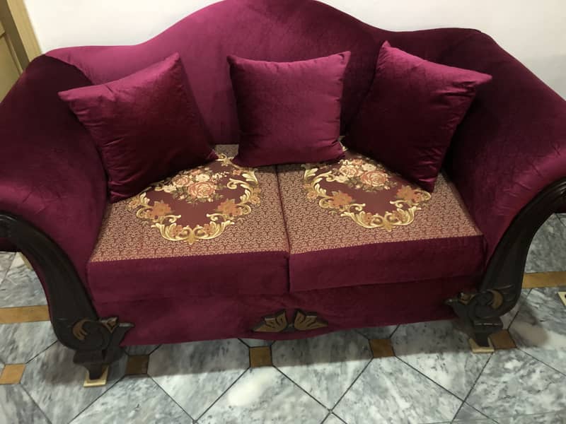 Almost new condition 7 Seat Sofa Set 5