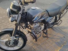 Suzuki GS 150 karachi johar 0