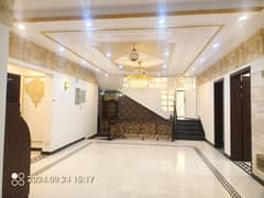 1 kanal upper portion with Extra Land House Top class location House