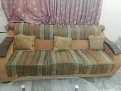 sofa for sale negiotiable