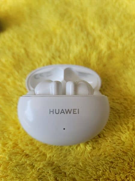 Huawei FreeBuds 4i 5