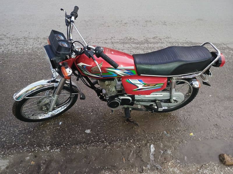 neat and clean honda 125 urgent sale 1