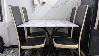 Dinning table with 4 chairs