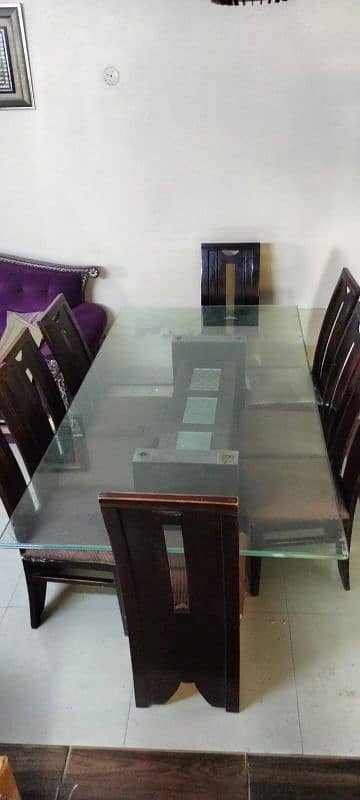 8 seater dining table 0