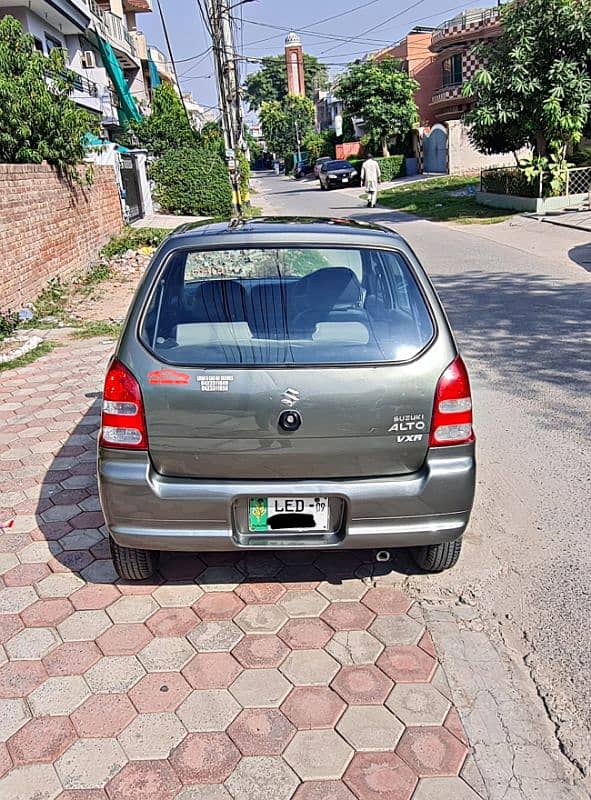 Suzuki Alto 2009 B to b genuine 2