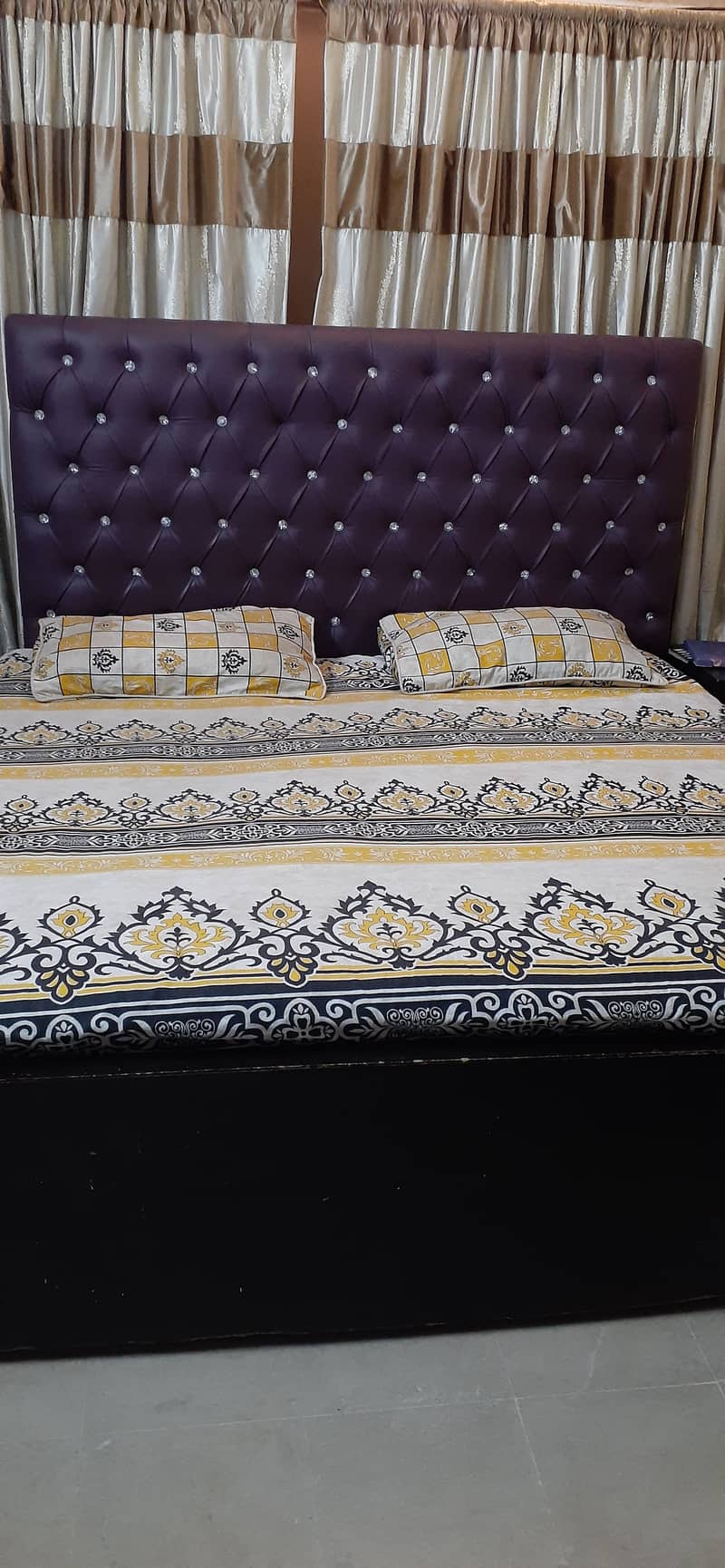 bed set/sofa set/dining table/sofa cumbed/bedroom chair/center table 4