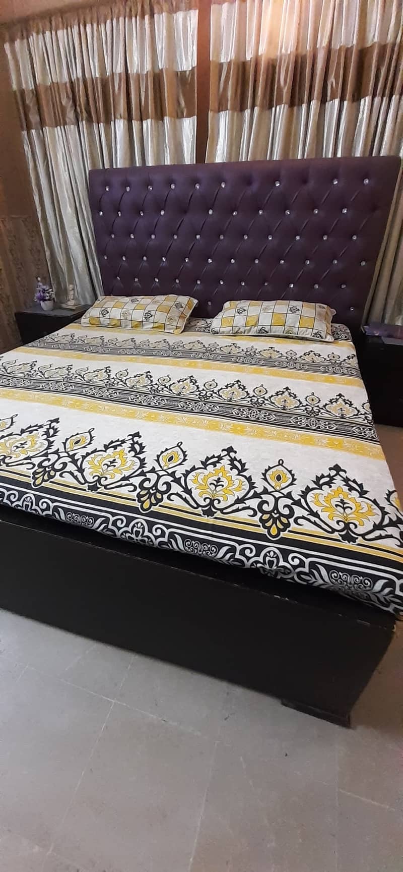 bed set/sofa set/dining table/sofa cumbed/bedroom chair/center table 6