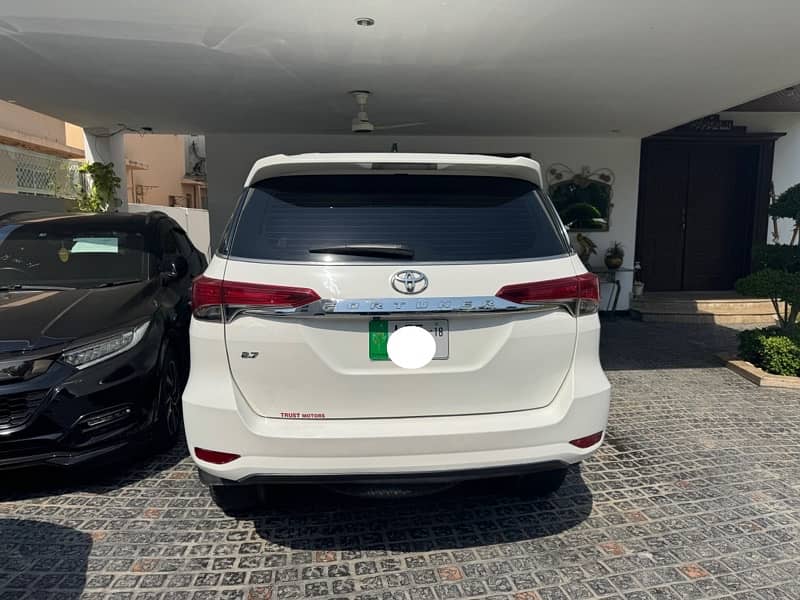 Toyota Fortuner 2.7 VVTI Model 2018 Bumper To Bumper Original Paint 4