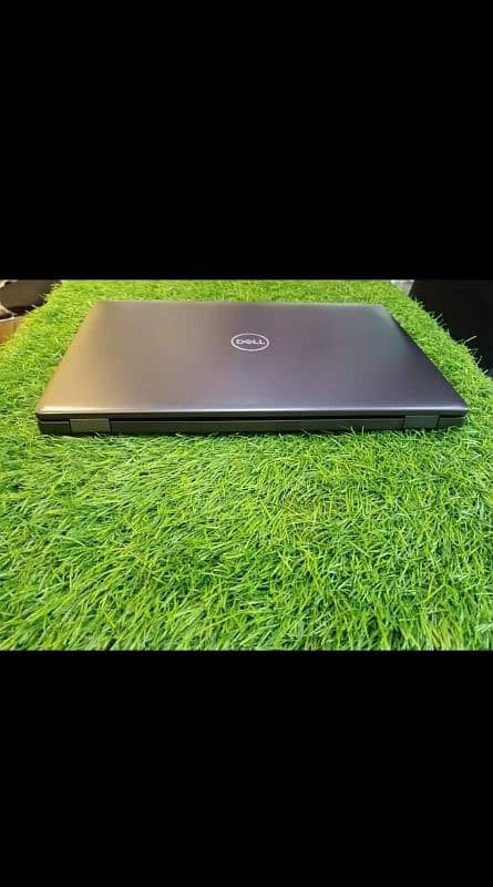 Dell 5400 core i5 8th generation  8gb Ram  256gb ssd backlit keyboard 2