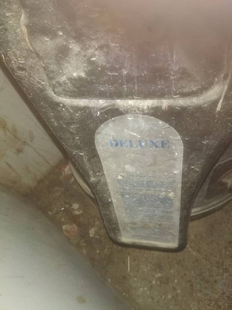 Sanyo deluxe gasgeyser 30 gallon 1