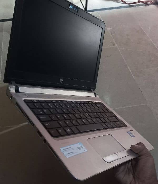 Hp Probook 430 i5 6th Gen. 8