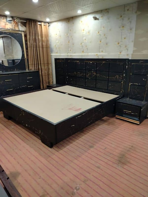 King size bed with 2 side tables best quality 3