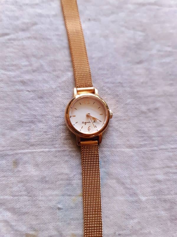 Branded ladies watches. 6