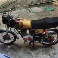 Honda 125 2016 in good condition need cash urgent sale