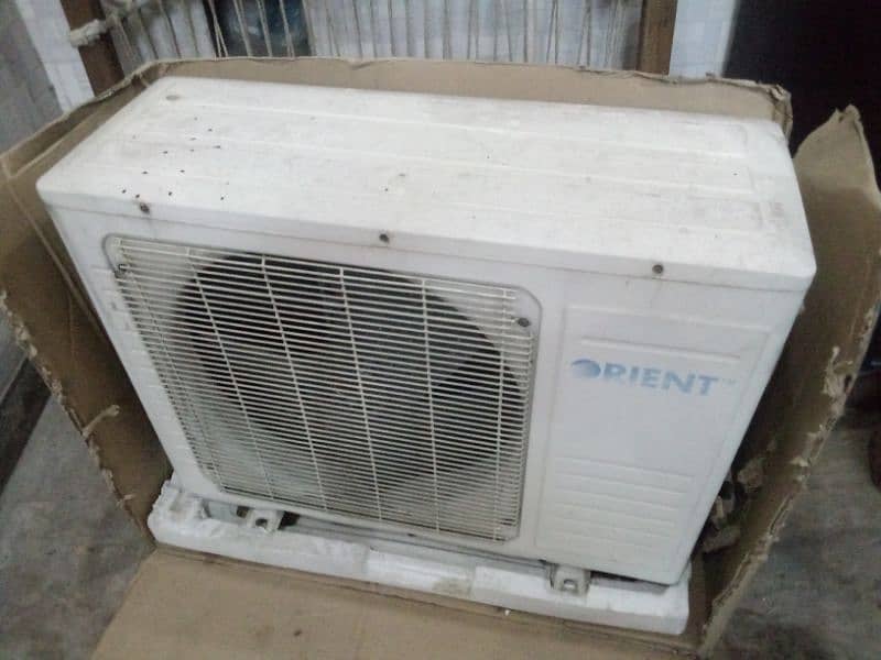 Orient 1 ton Simple AC 6