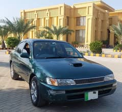 Toyota Corolla XE 2000