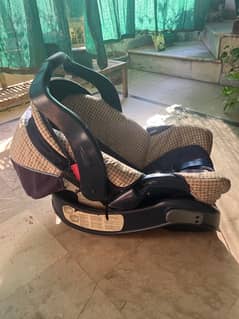 Graco baby cot/car seat