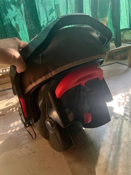 Graco baby cot/car seat 3