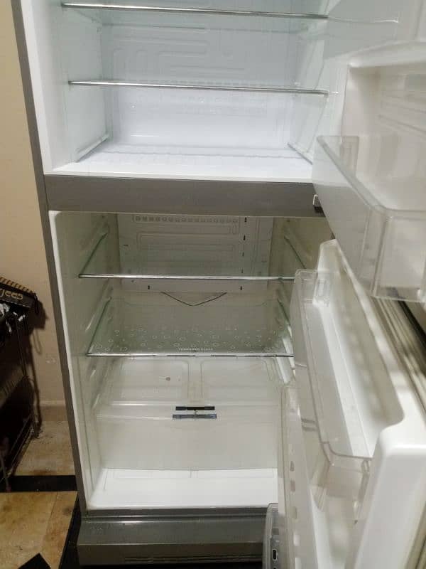 Fridge for sale 4