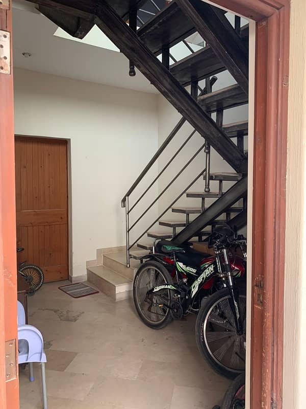 1 Kanal Well Maintained House For Sale 13