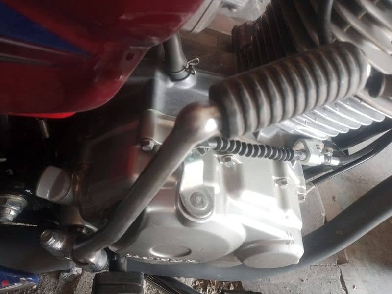 Honda CG 125 Selfstart Model 2022 all punjab no all documents ok 2