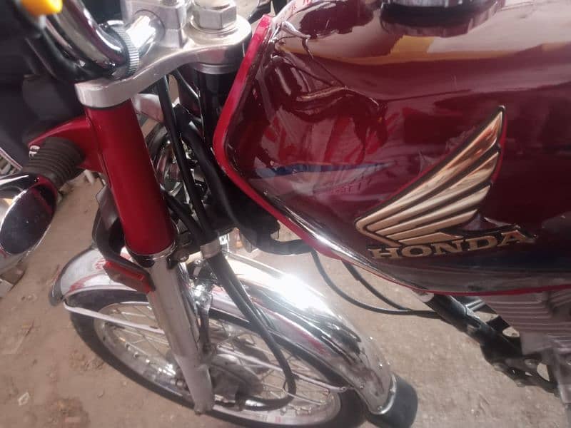 Honda CG 125 Selfstart Model 2022 all punjab no all documents ok 4