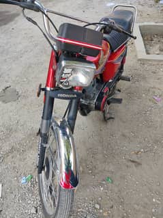 Honda 125 2011 model