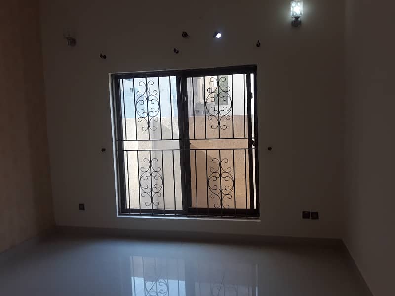 10 Marla Lower Portion is Available For Rent in Jasmine Block Bahria Town Lahore 4