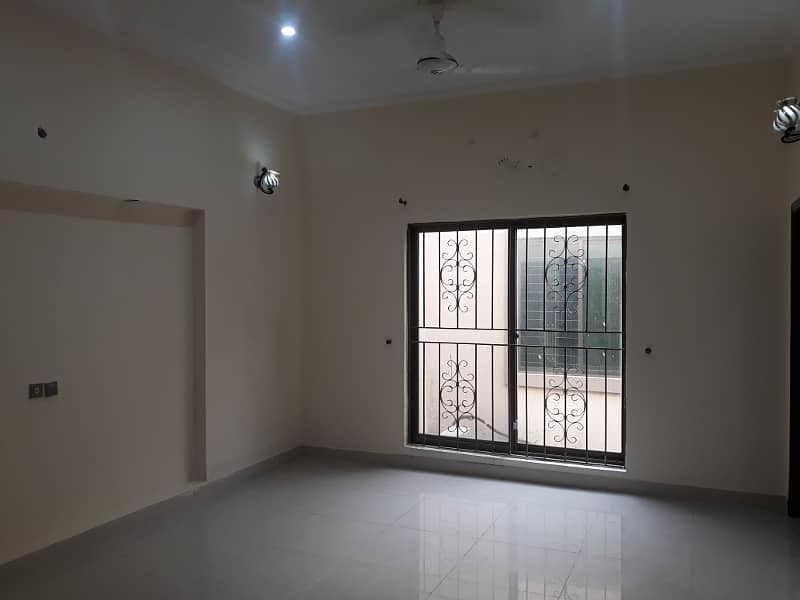 10 Marla Lower Portion is Available For Rent in Jasmine Block Bahria Town Lahore 9