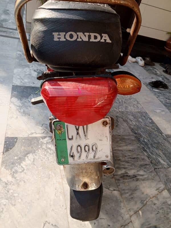 Honda CD70 urgent sale 1