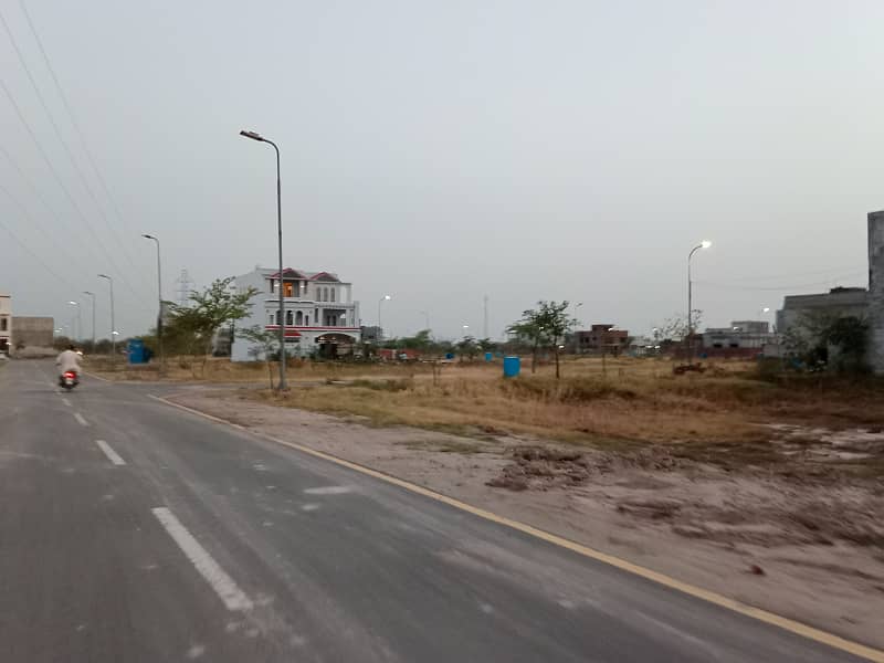 5 Marla On Ground Plot Available For Sale In Lahore Motorway City 03064500789 11