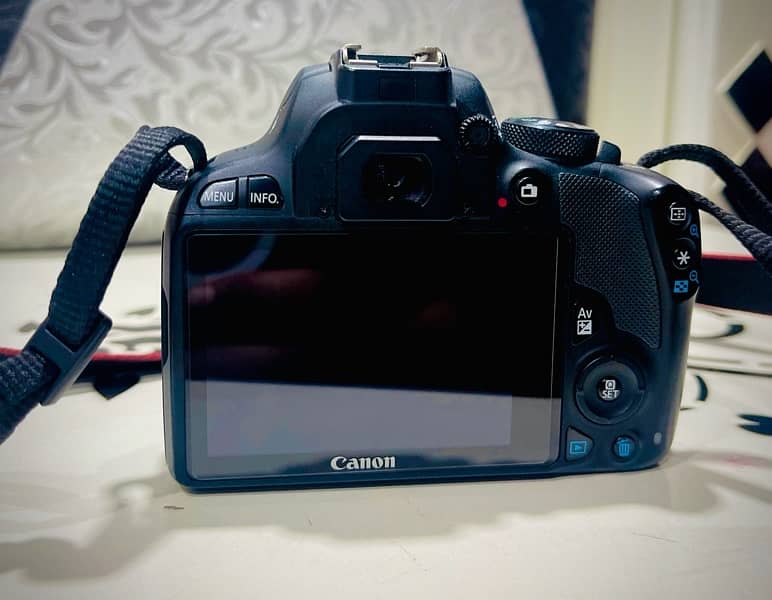 Canon 100D EOS KissX7 3