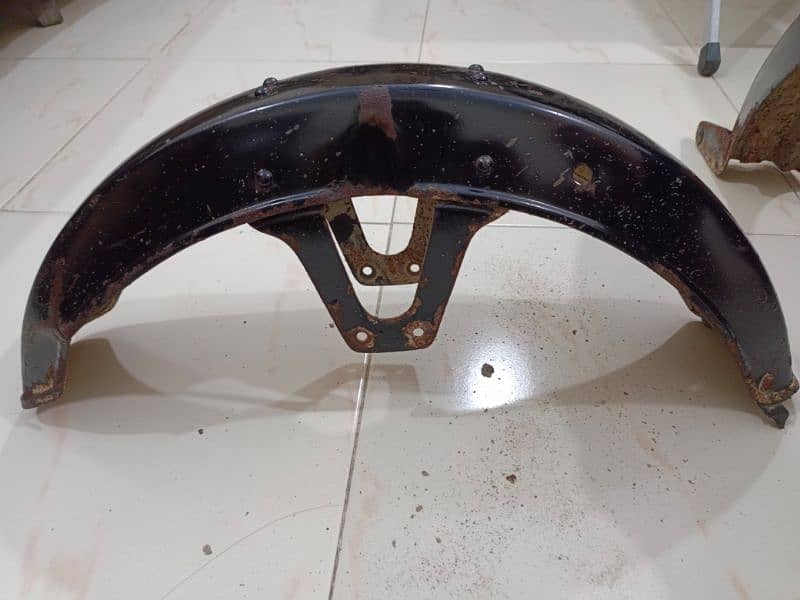 CD 70 Iron Mudguard set. 4