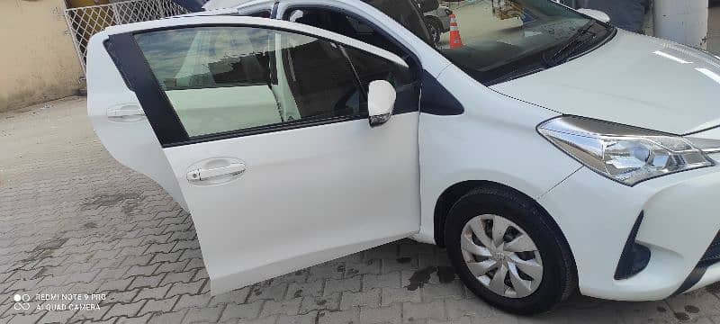 Toyota Vitz 2018 8