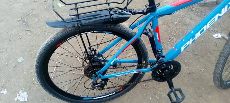 phoenix bicycle for sale in good condition. 6