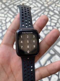 Apple watch Series 4 LTE (44mm) 0