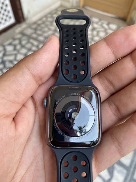 Apple watch Series 4 LTE (44mm) 8