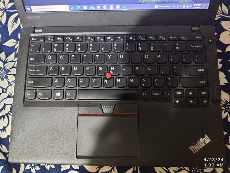 Lenovo Thinkpad Core i7 6th generation 5