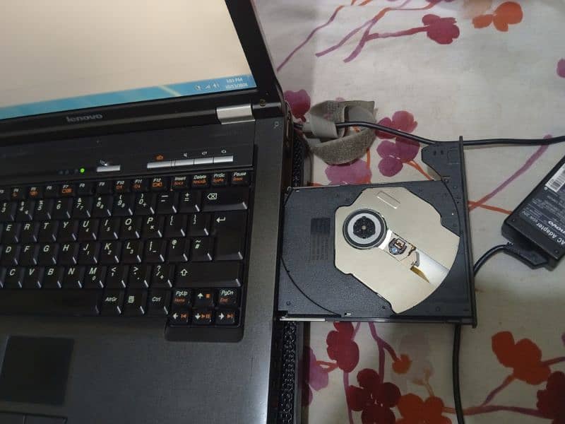 Lenovo laptop C3000 model ha with original charger 4