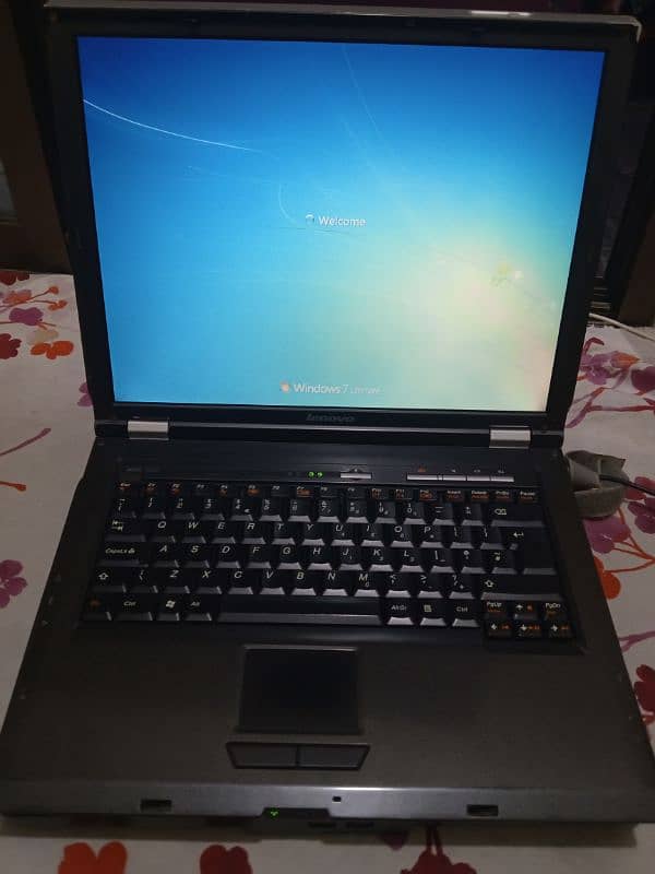 Lenovo laptop C3000 model ha with original charger 11