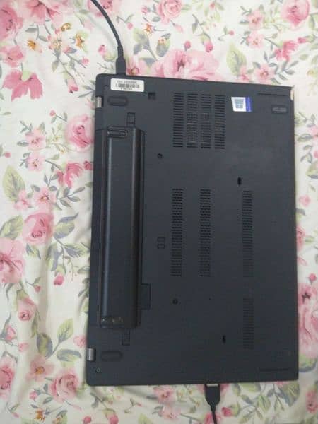 leveno thinkpad t480 I core 5 8 gen 8/237 gb ram and rom 3