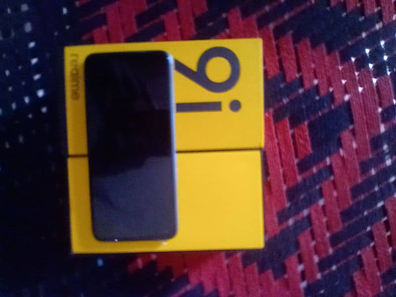 Realme 9i mobile phone in excellent condition for sale 3