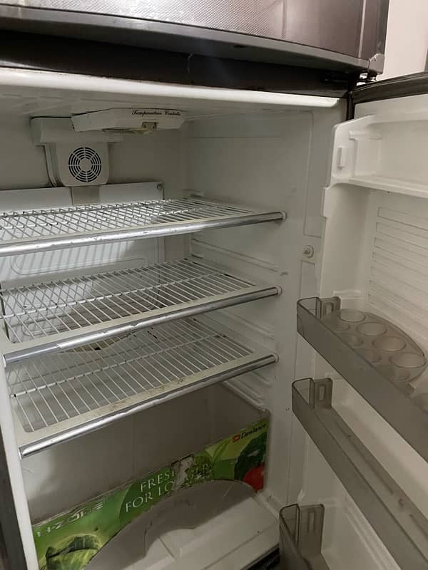 DAWLANCE FRIDGE 18Cubic in Best Condition 2